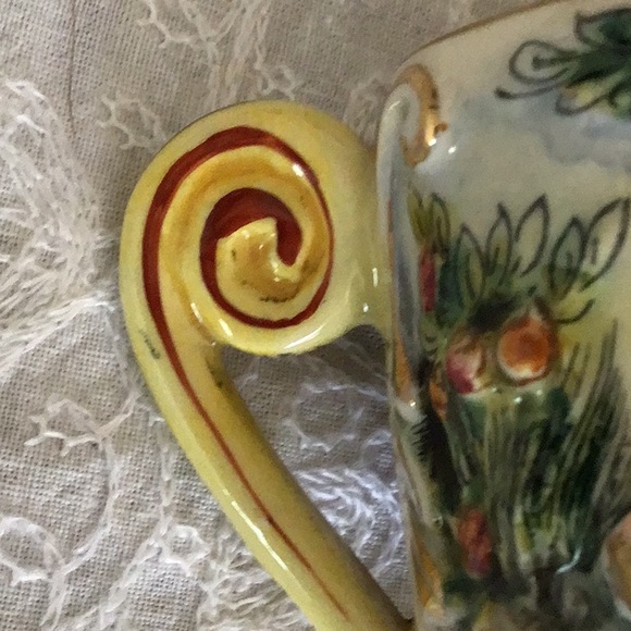 Capodimonte vintage demitasse and saucer. - Picture 6 of 10